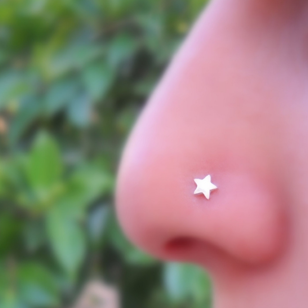 Gold Star Nose Ring